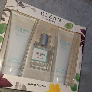 Warm cotton clean classic perfume/bath and body gel/ lotion set 💗